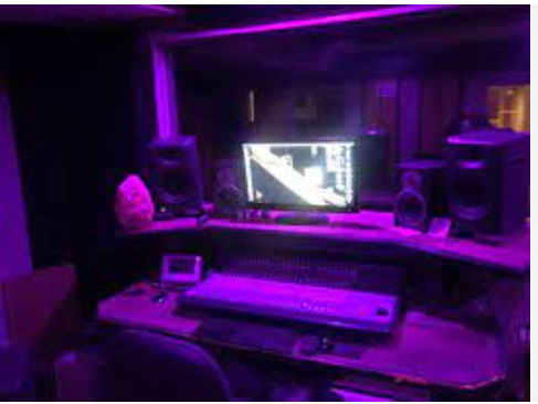 Recording Studios in Atlanta: Where Hits Are Born post thumbnail image