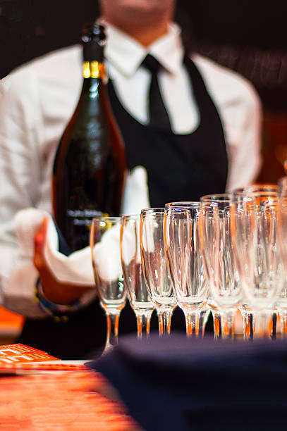 Sip, Savor, and Socialize: The Art of Hiring a Bartender for Your Gathering post thumbnail image